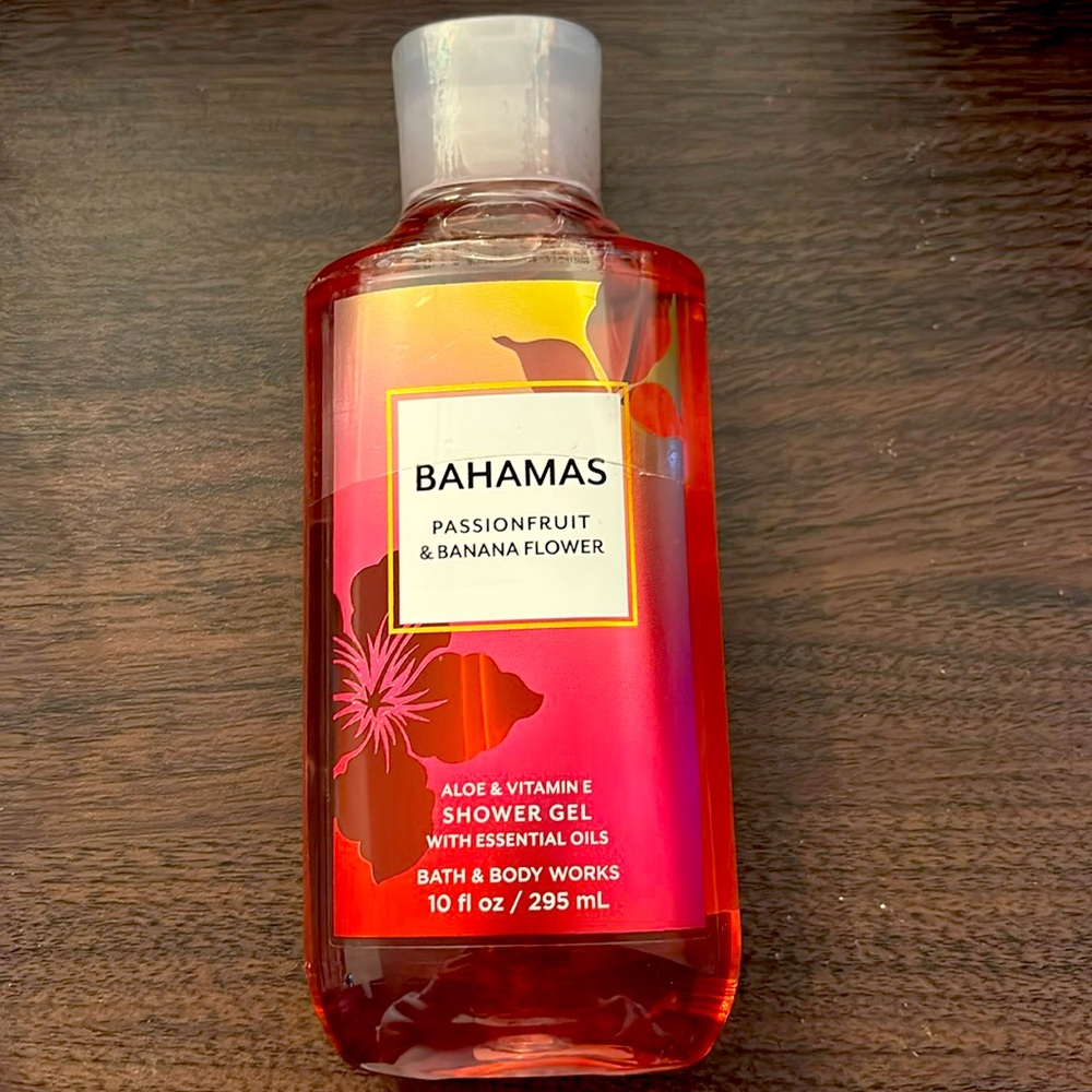 Bath and body works bahamas passion fruit and banana flower shower gel